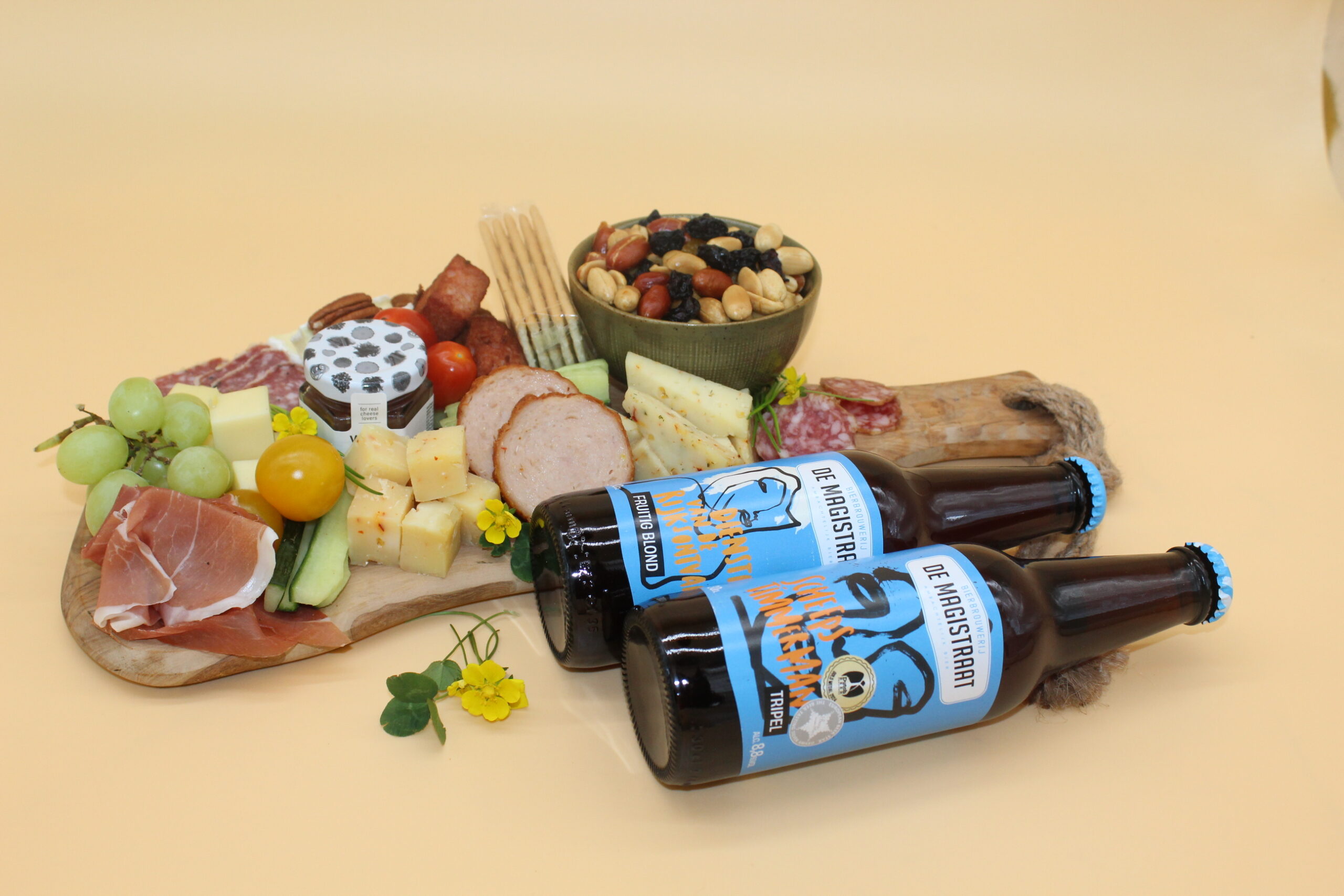 Borrelplank met bier
